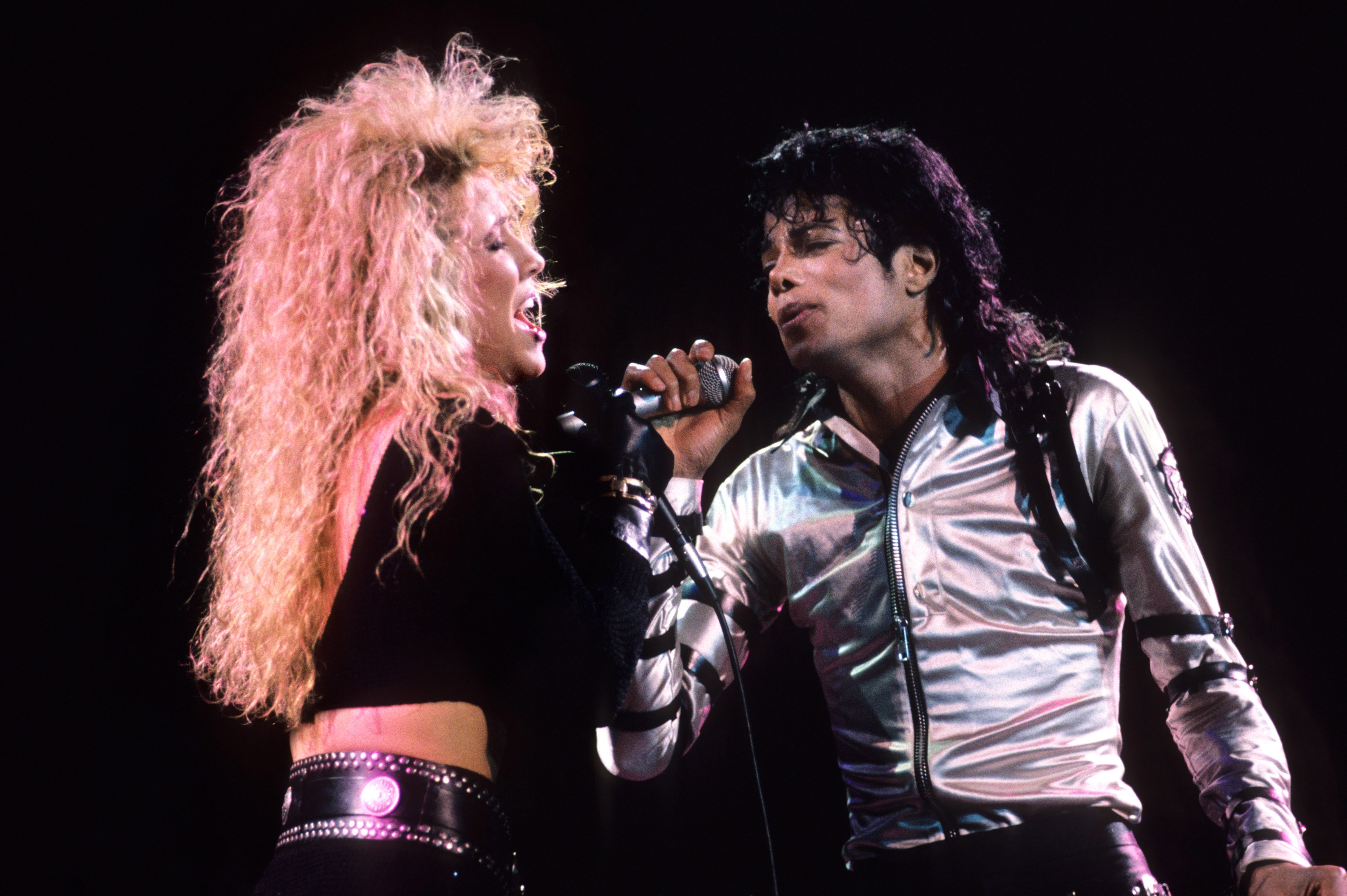 Sheryl Crow Is Mad At A Lot Of People Over Michael Jacksons Alleged 