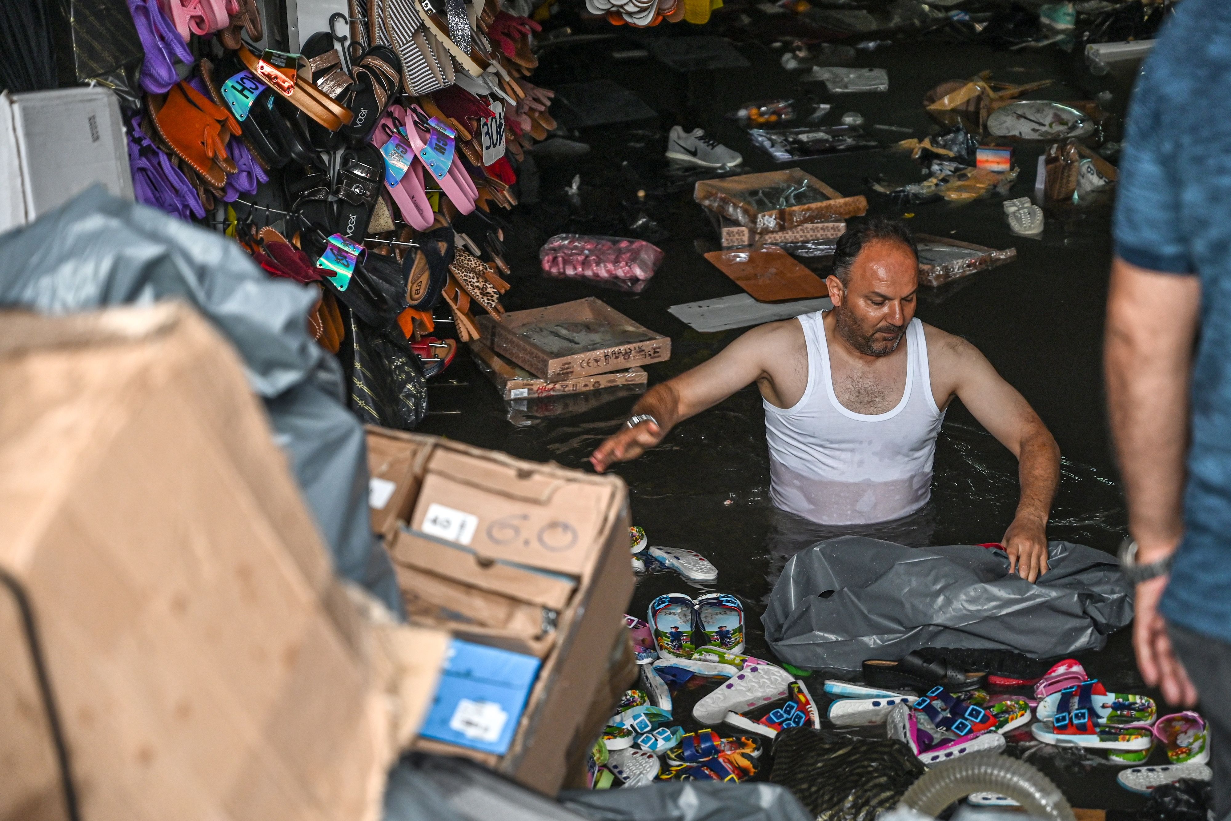 Heavy downpours wreak havoc in Istanbul, flooding historic Grand Bazaar