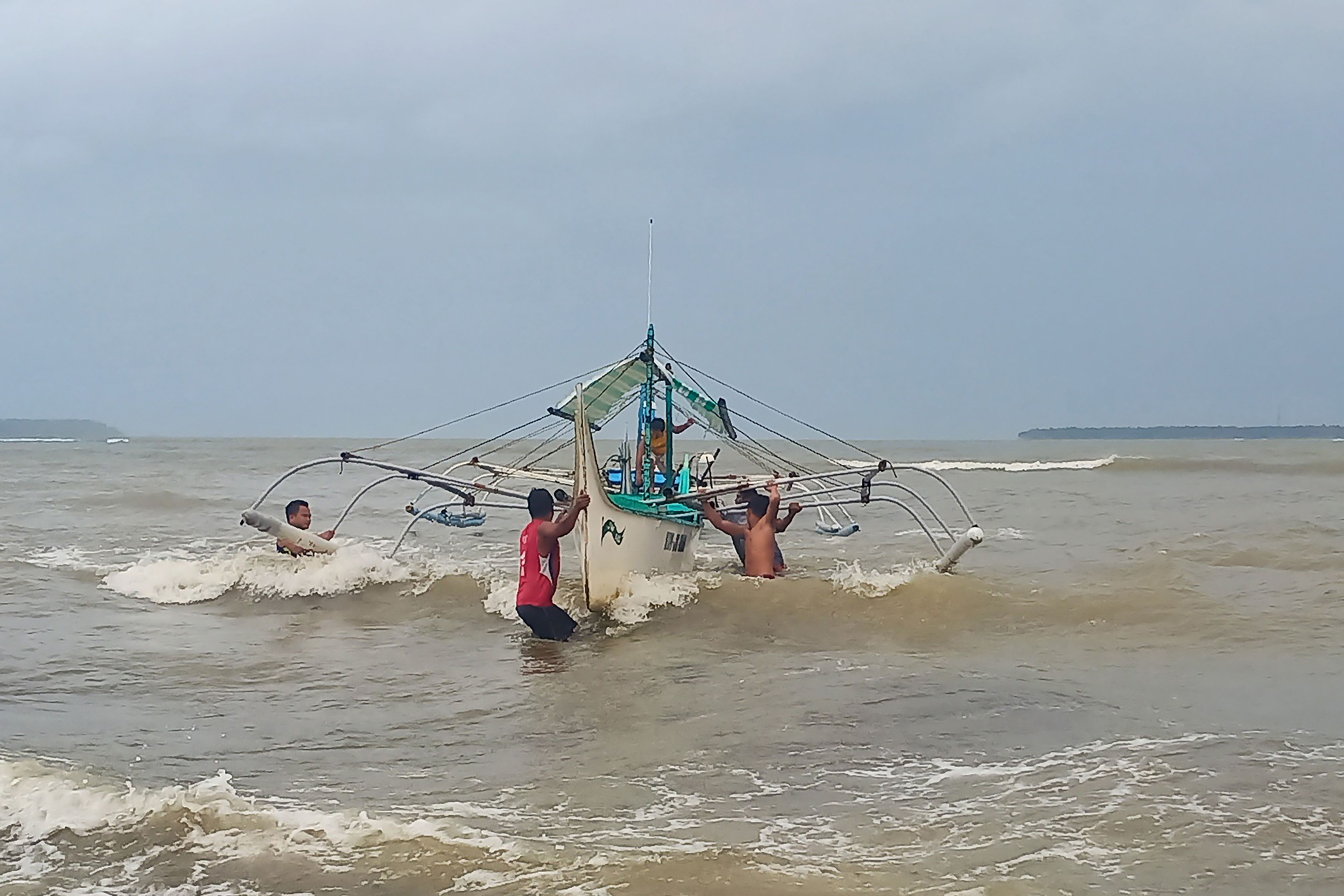 Powerful typhoon nears Philippines, forcing evacuations