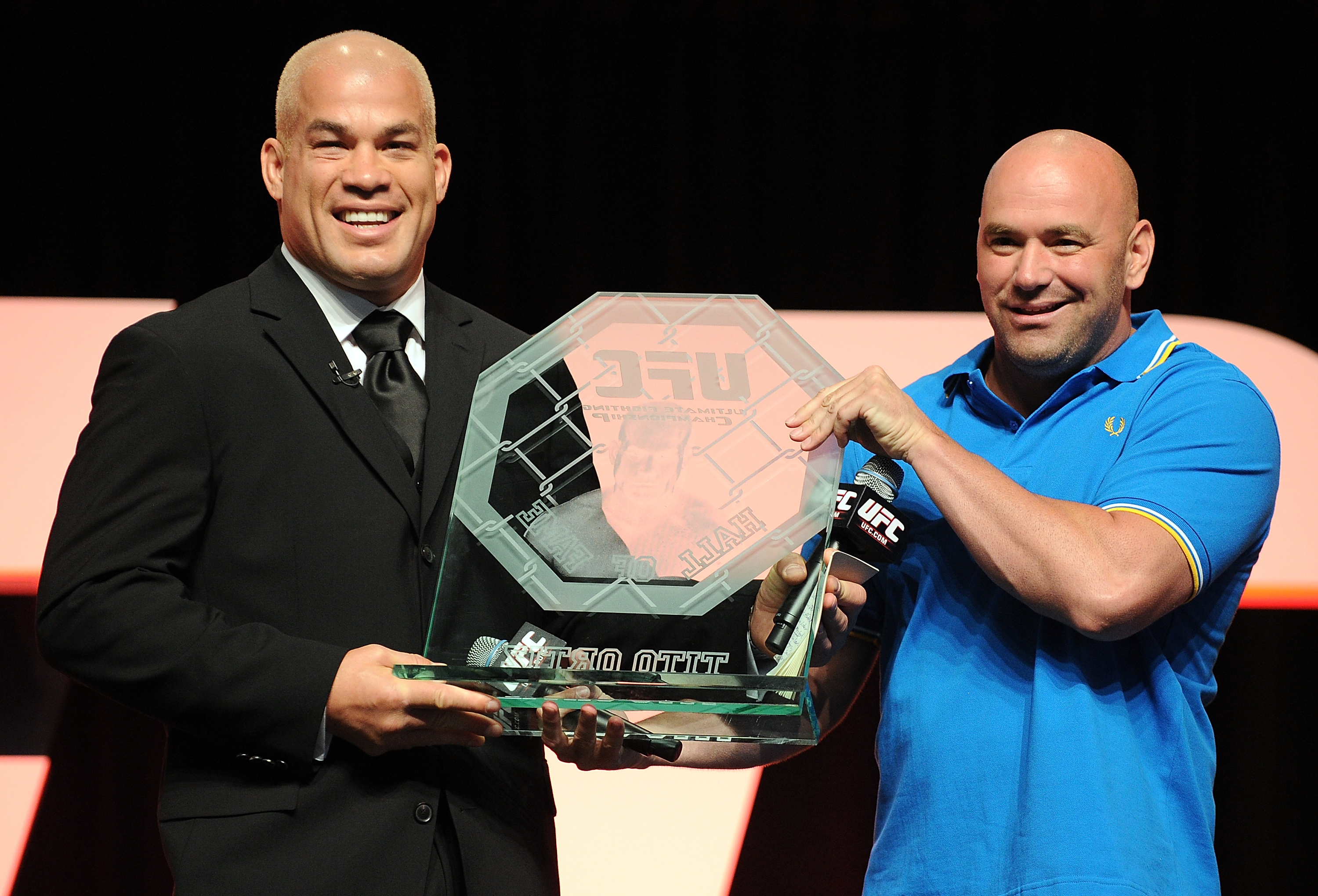 Tito Ortiz wants to end decades of bad blood with Dana White: 'I've tried to apologize'