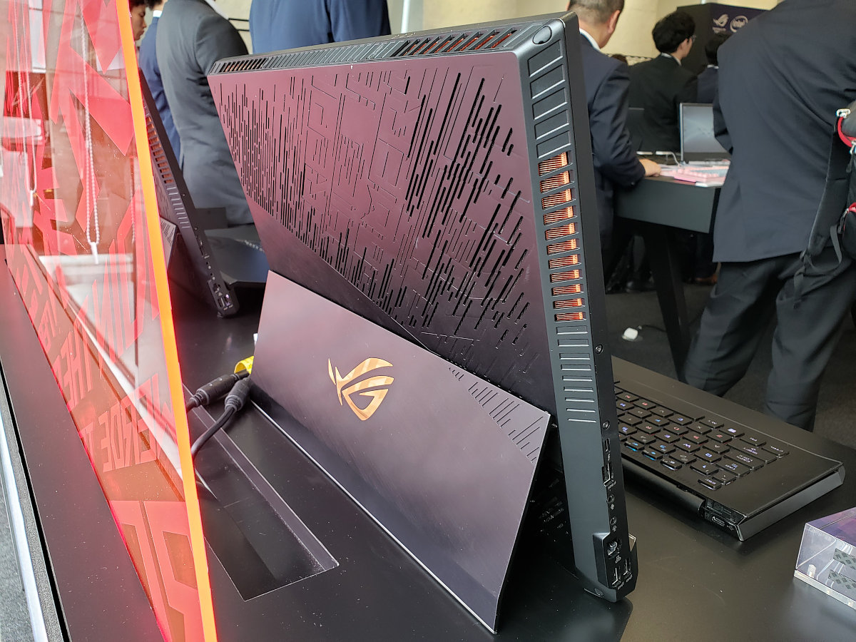 ASUS ROG Mothership