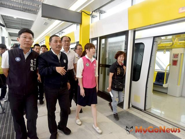 ▲侯友宜視察新北環狀線 期盼8月完成降噪、年底如期通車(圖：新北市政府)