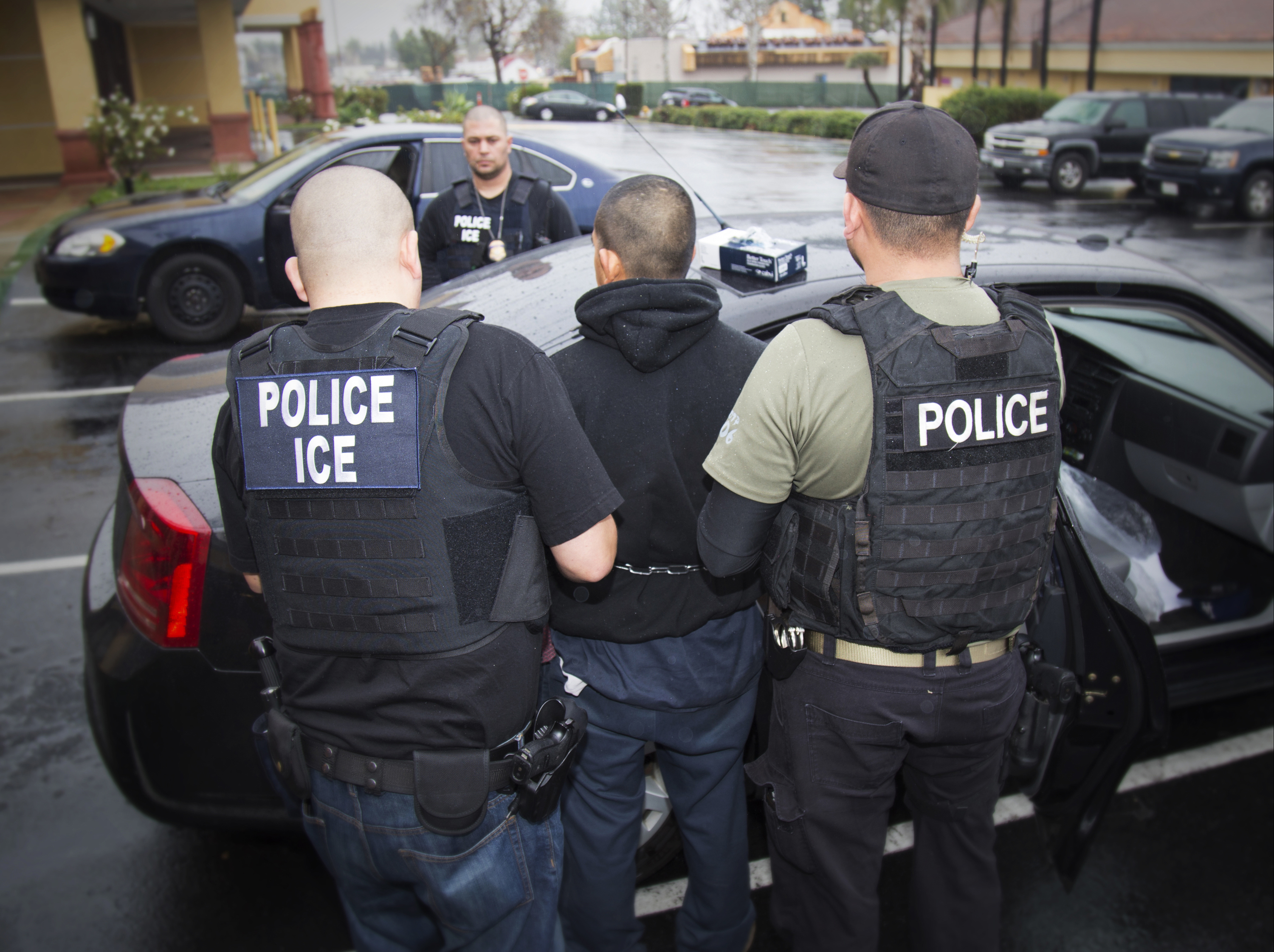 Planned ICE raids show Trump runs the U.S. like his business — with no idea what he's doing Planned ICE raids show Trump runs the U.S. like his business — with no idea what hes doing