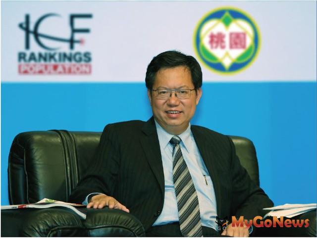 ▲雙北近年房價過高，桃園機場捷運已通車，捷運綠線預計2025年完工，桃園市長鄭文燦分析「很難找到不往桃桃園遷徙的理由！」