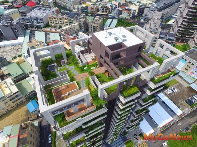 ▲高雄工務局啟動立體綠化2.0行動，創造年經濟產值4億(圖：高雄市政府)