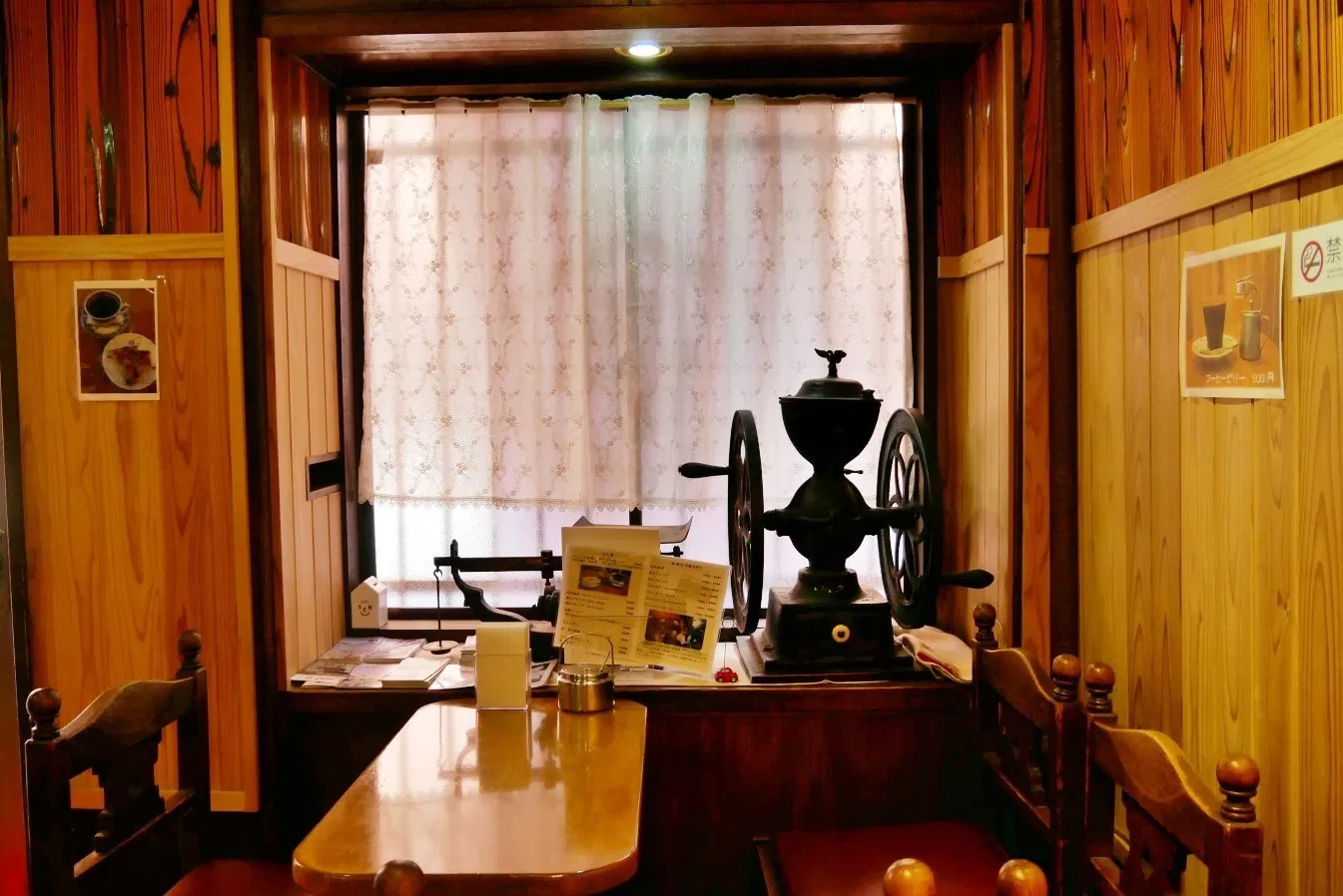 【大阪美食】關西地區最老咖啡館！平岡珈啡店～創立於大正十年，近百年歷史的懷舊咖啡館 Yahoo奇摩旅遊