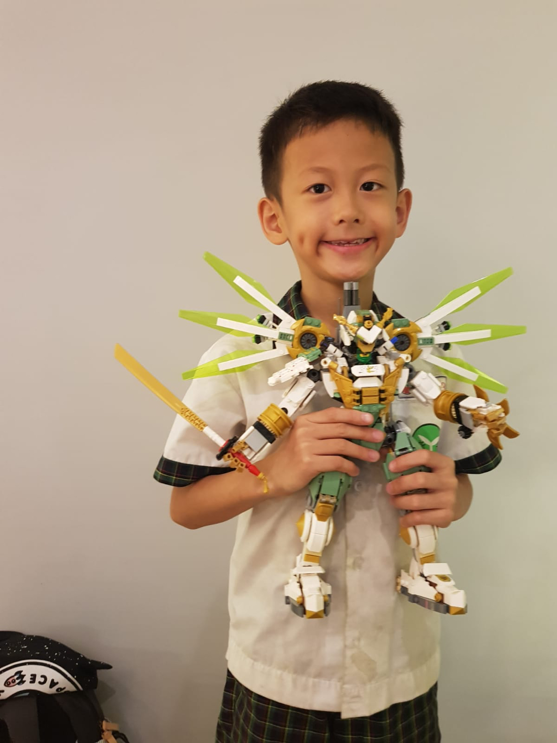 【親子時尚】高山峰愛玩具、帶孩子玩玩具培養孩子創造力