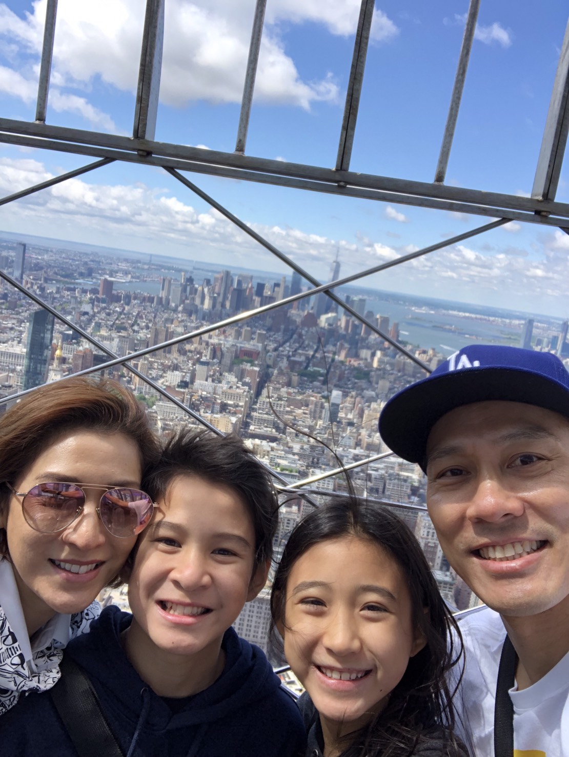 ▲看到曾在電影裡出現的帝國大廈，讓艾力克斯的兒子Ryder很興奮。