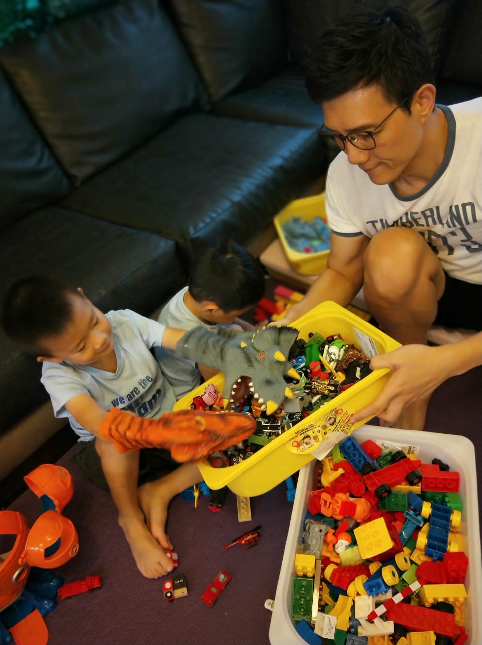 【親子時尚】蔣偉文最愛與孩子玩「恐怖箱」　用玩具培養孩子創造力