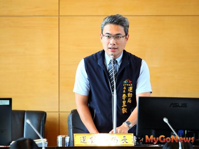 ▲台中市運動局長李昱叡表示，打造陽光城市，北屯國運中心、巨蛋、足球園區拚加速動工(圖：台中市政府)