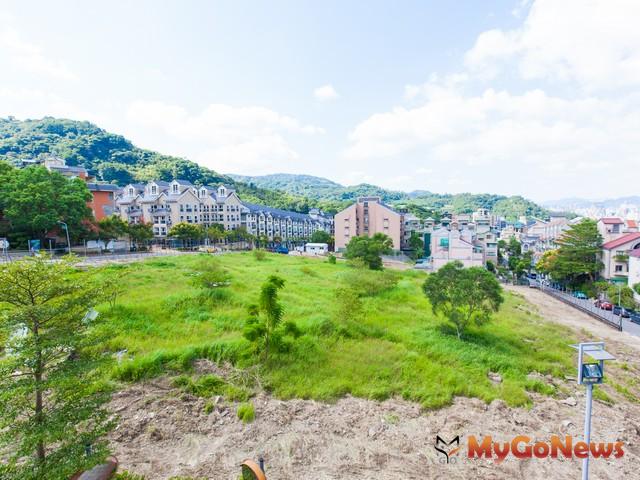 ▲北市深呼吸！文山區每人享有綠地面積居全市之冠，「4字頭」大樓首選文山區，北投區公寓房價最親民