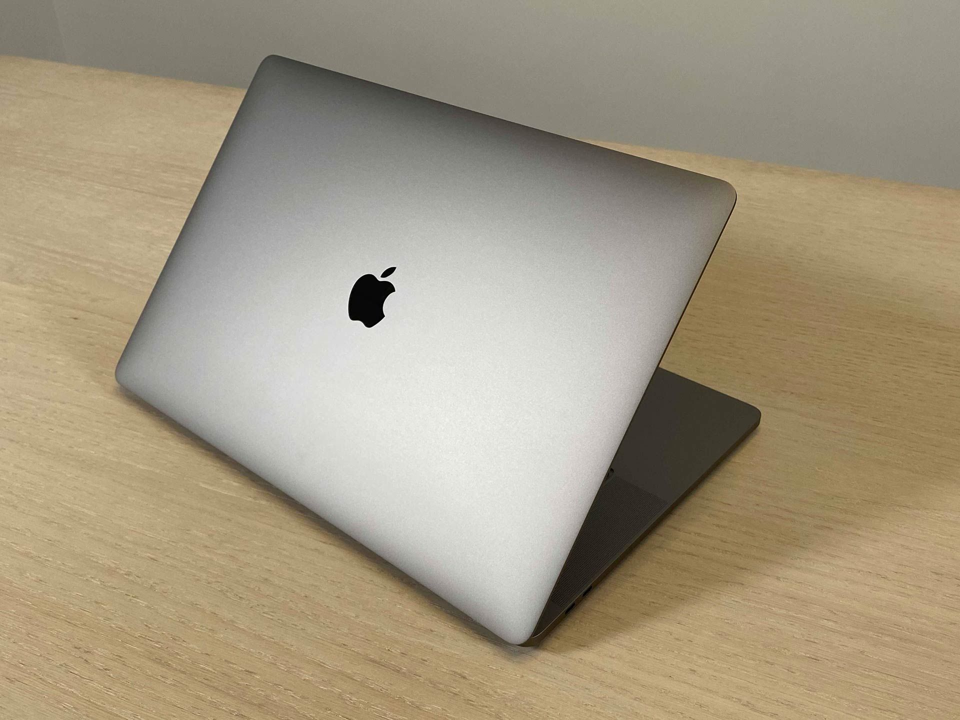 mbp16