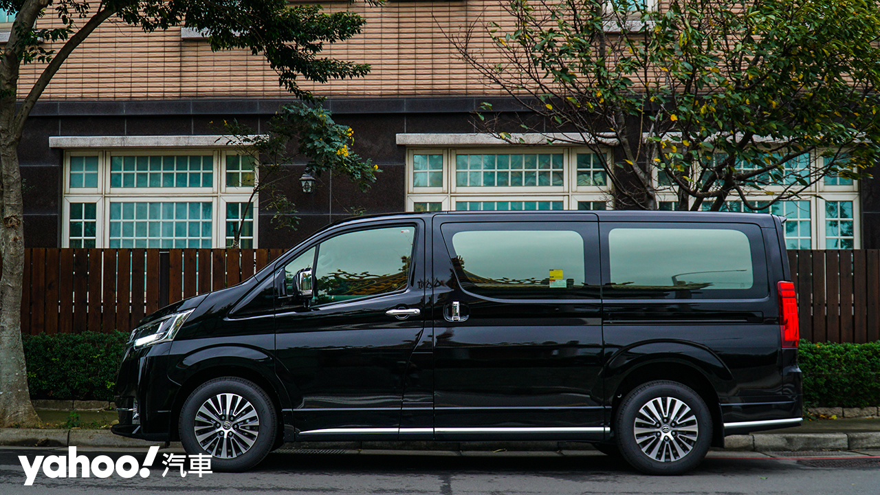 行商務之旅 享豪華之實全新toyota Granvia 6人座旗艦版試駕 Yahoo奇摩汽車機車