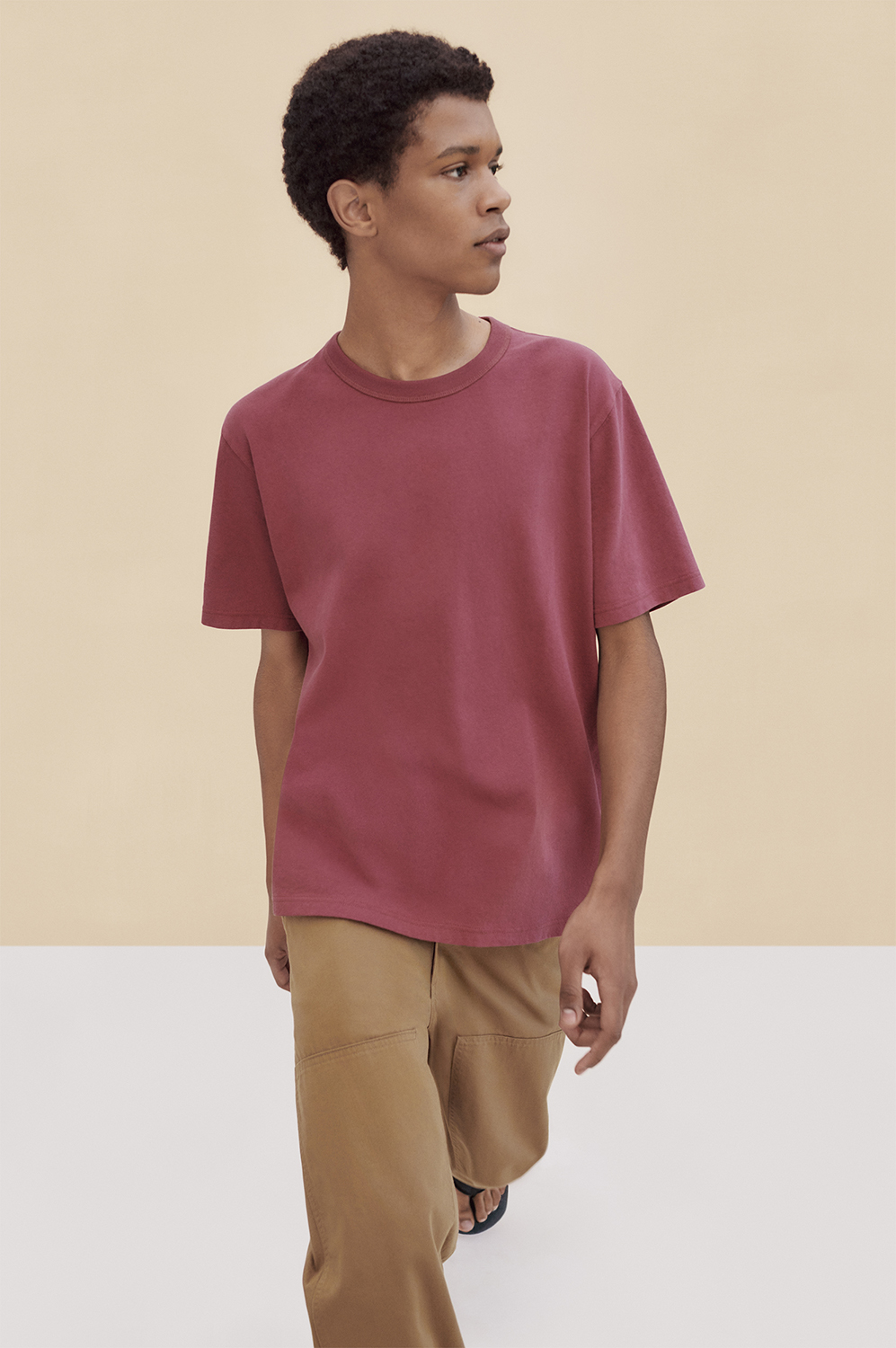 蘊含法式極簡美學的日常服 Uniqlo U 年春夏系列販售預備 Yahoo奇摩汽車機車