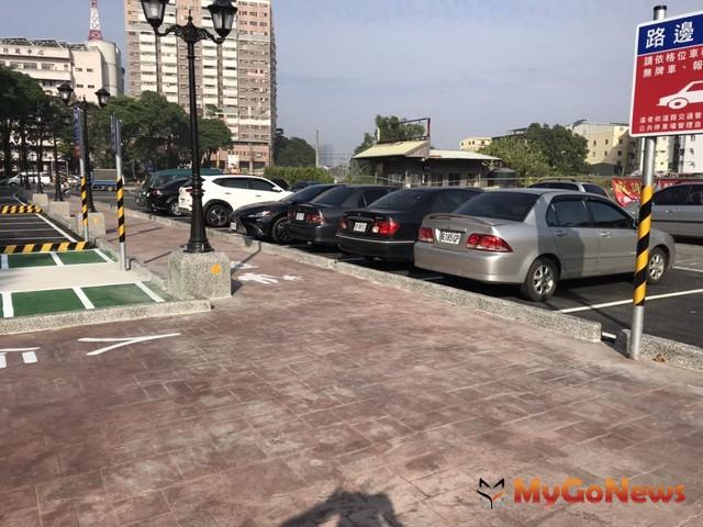 ▲楠梓區青埔溝公共停車場已完工開放停車，請民眾多加利用(圖：高雄市政府)