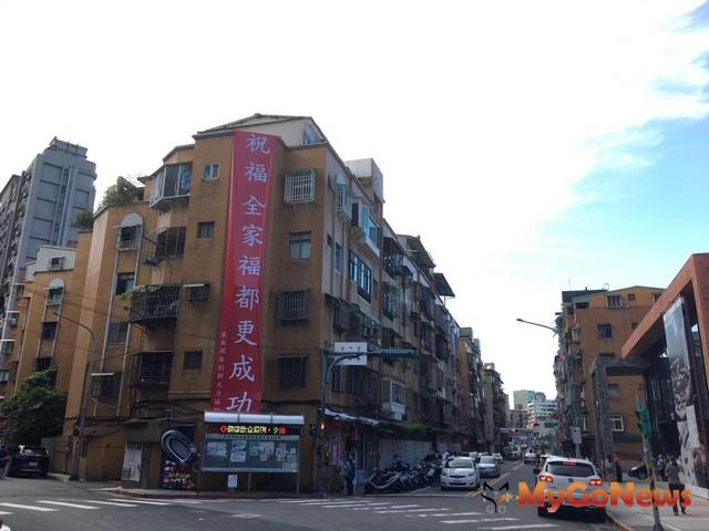 ▲北市府、實施者與市民三方齊心 突破全家福社區都更困境