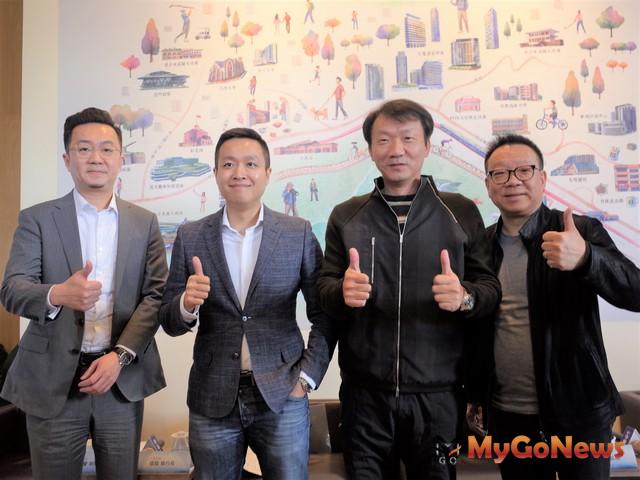▲「大隱小藍海」記者會由左起，分別是甲桂林廣告總經理陳衍豪、大隱開發執行長張駿、李兆嘉建築師、方極景觀設計師解子建