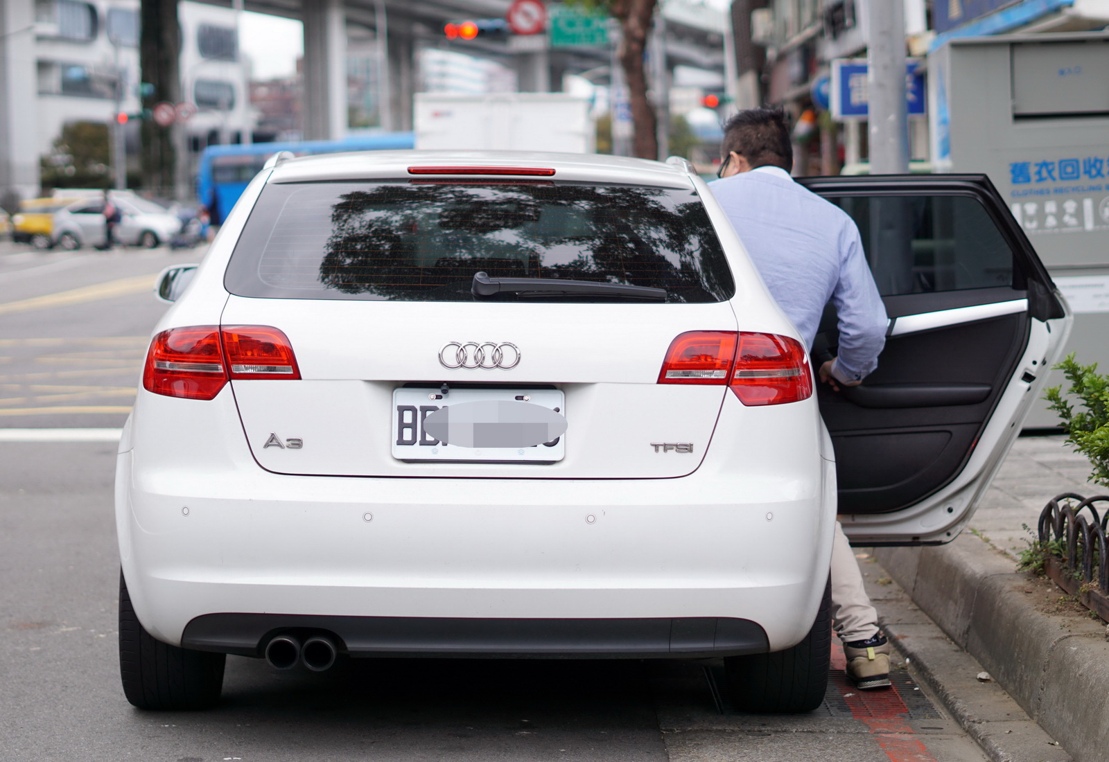 白牌計程車是什麼 走在違法邊緣上車前想清楚 Yahoo奇摩汽車機車