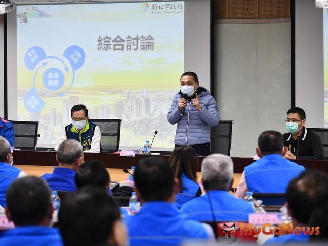 ▲輕軌要不要進老街？侯友宜請捷運局儘快召開說明會，再拖不是辦法(圖：新北市政府)