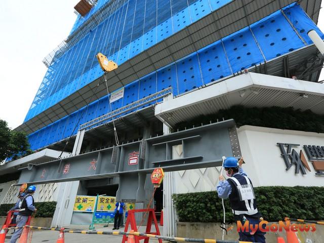 ▲台北市飯店寓邸圓滿銷售典範 大陸建設「琢豐」風光上樑
