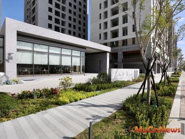 ▲鐵路地下化專案照顧住宅3月12日起公告標售40戶未登記餘屋(圖：台南市政府)