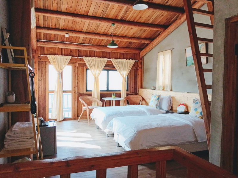 圖/南竿仁愛村的享宿民宿，房內佈置溫馨舒適，坐擁臨海第一排無敵海景，非常適合發呆放空，慵懶度日。