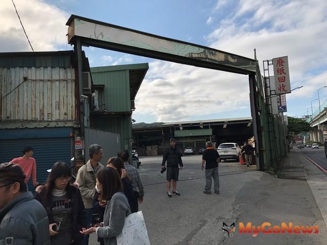 ▲用地合法化邁步走，五股垃圾山試辦計畫首件用地變更案通過(圖：新北市政府)