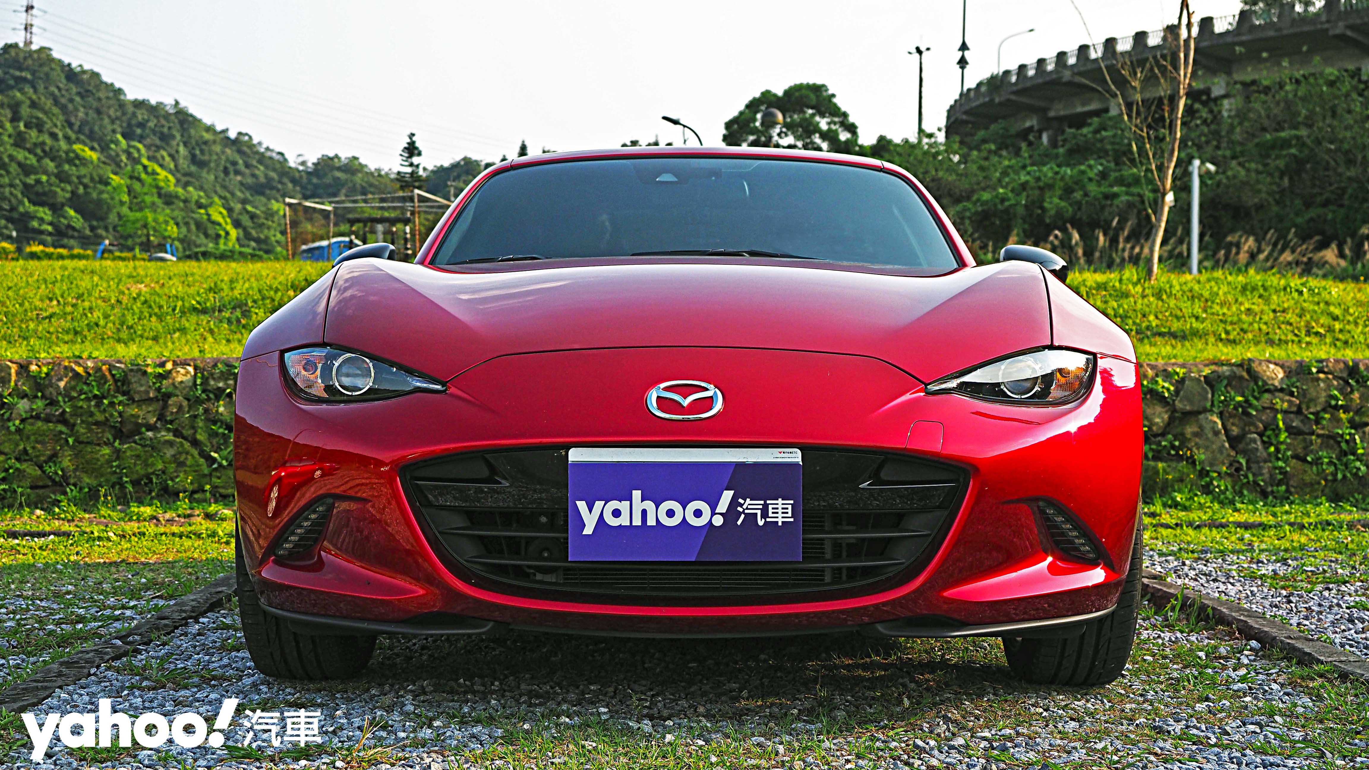 買車才是花錢的開始 Mazda Mx 5 Rf新車配件開箱 Yahoo奇摩汽車機車