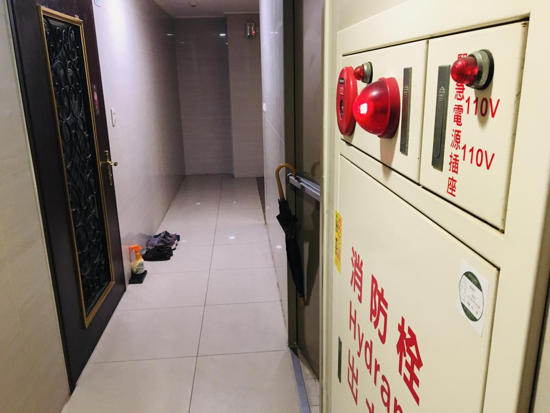 ▲居家消防設備應定期維修管理，以防火災來臨時失效。（業者提供）