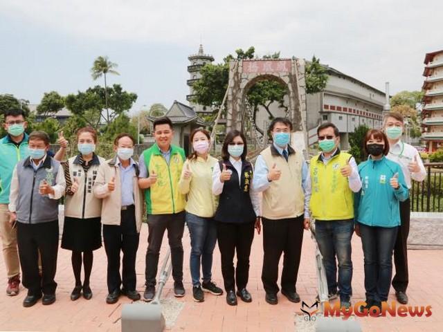 ▲竹溪橋改建工程月底完工，黃偉哲：將重現竹溪水岸百年風華(圖：台南市政府)