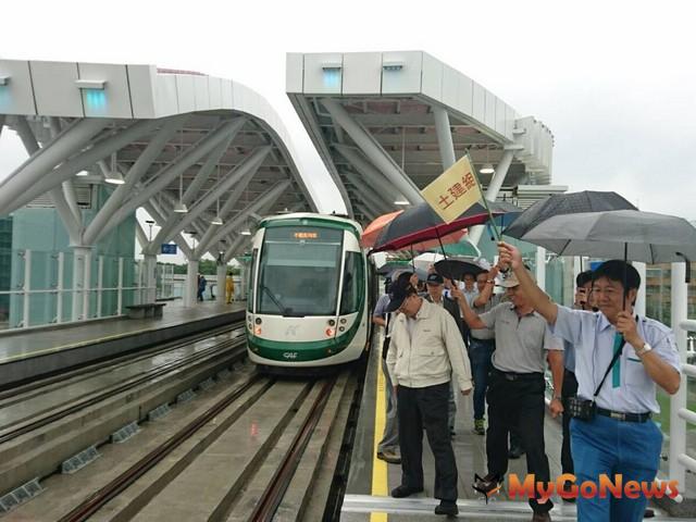 ▲高雄市府：高雄環狀輕軌二階工程進度已達68％