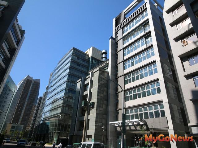 ▲企業吹起總部風，內湖舊宗躍為潛力股