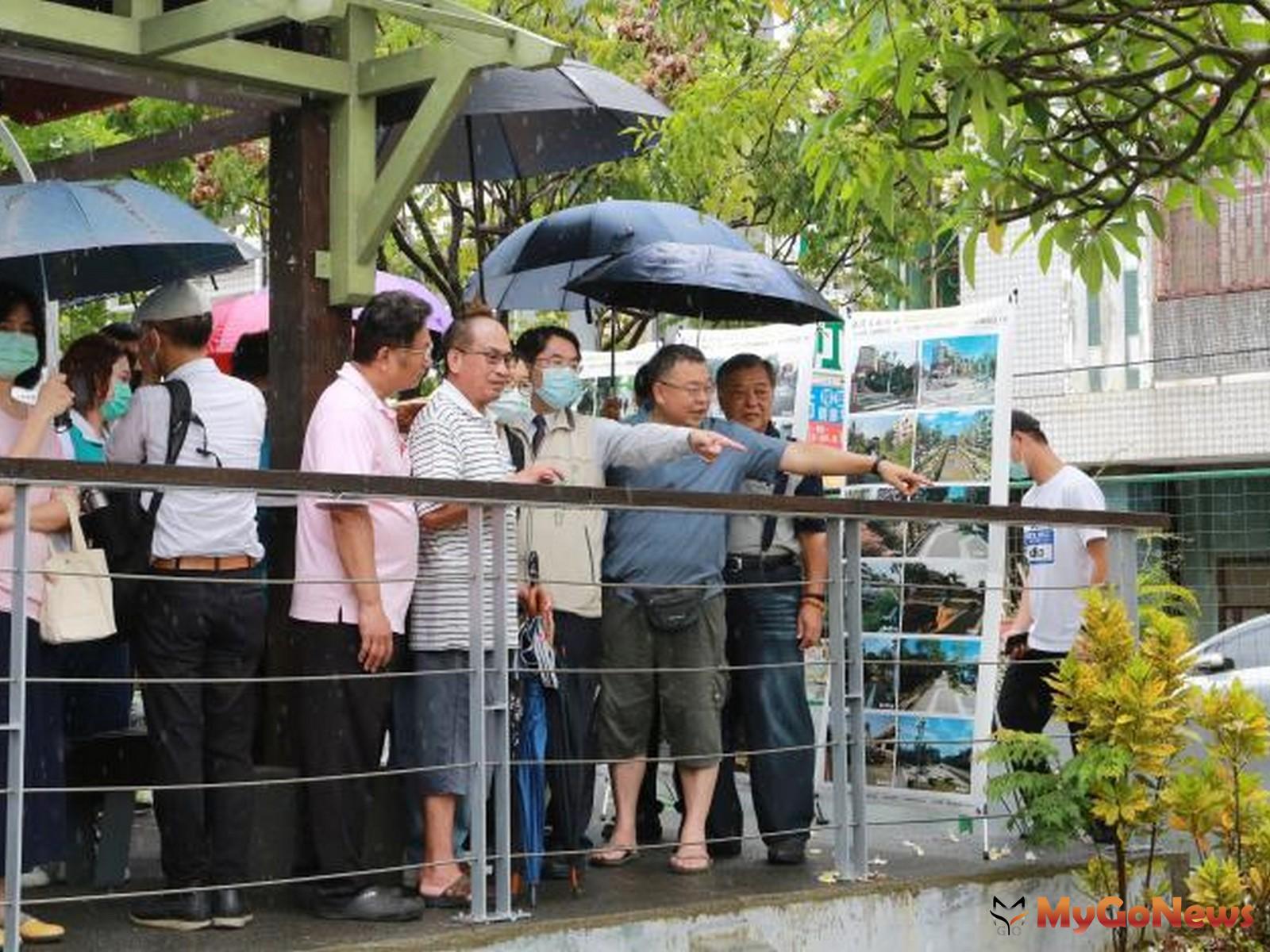 ▲新營美術園區10年有成，黃偉哲視察「綠川廊道」，讚許比起台中綠川毫不遜色(圖：台南市政府)