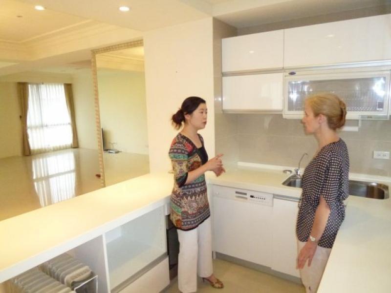 ▲外國人來台買房創新高，連土地取得面積也較去年增加不少。