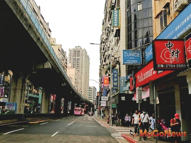 ▲成功路四段1.09億元店面近捷運內湖站。(全國不動產內湖捷運店提供)