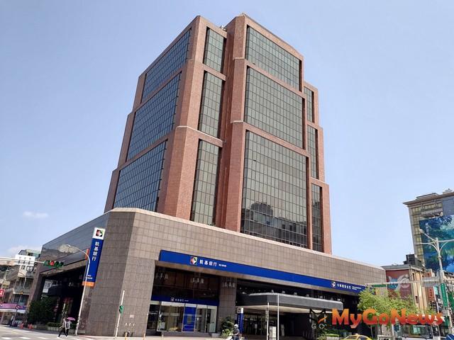 ▲戴德梁行受託辦理公開標售-台北市南京東路頂級商圈中華開發大樓，全棟商辦，單一產權，完整地塊(圖：戴德梁行)