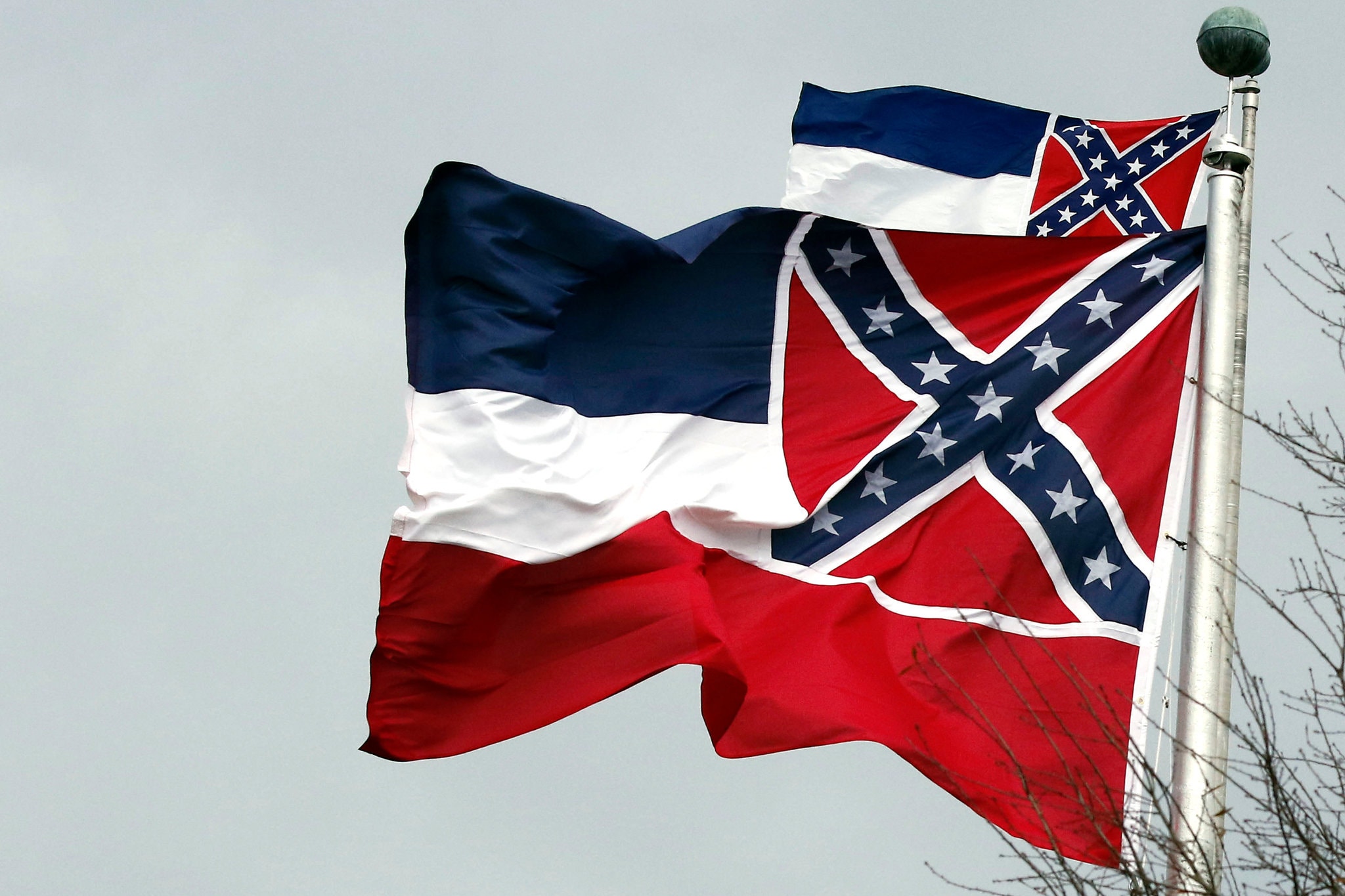 As Symbols of the Confederacy Fall, Activists Say Mississippis Flag Should Be Next