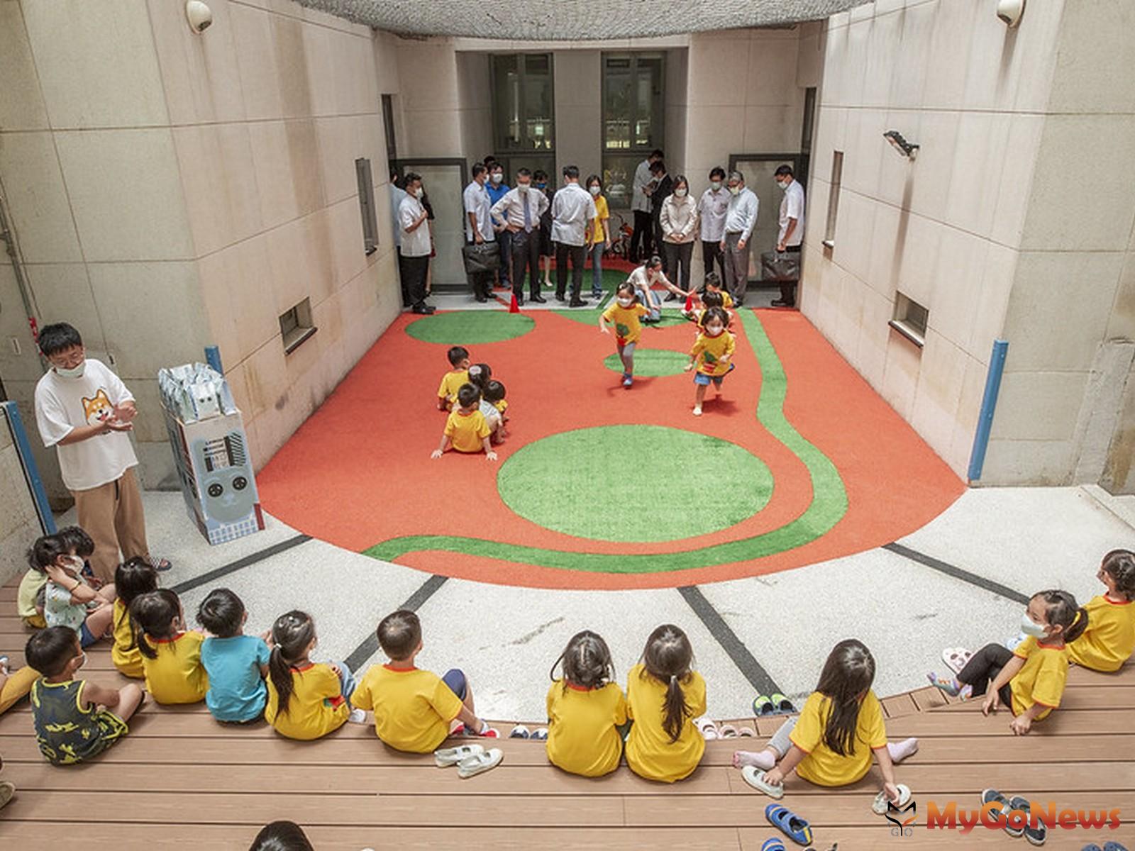 ▲總統肯定林口社會住宅有好的生活環境，完整的社會照顧系統，是台灣社會住宅的典範(圖：總統府)