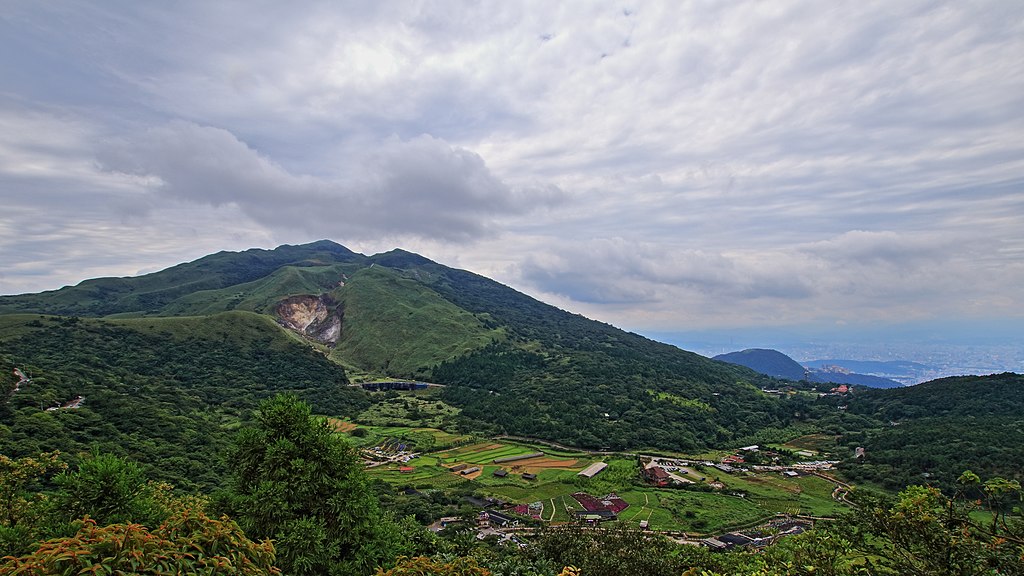 挑戰台北第一高峰七星山 征服 古文明 金字塔遺跡 Yahoo奇摩旅遊