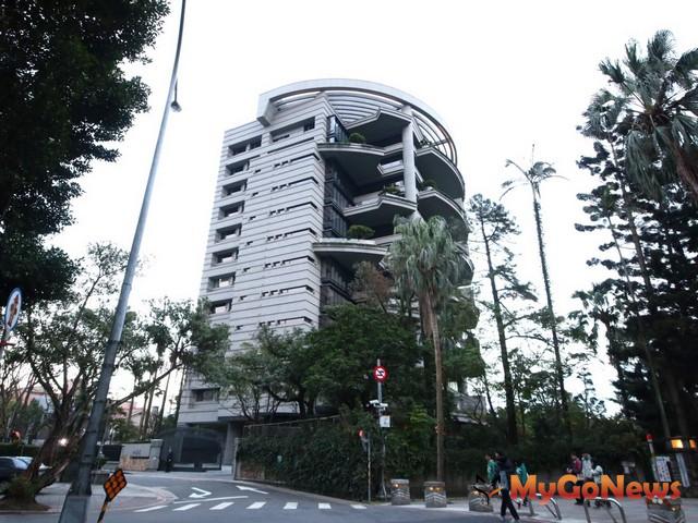 ▲實價再現250萬元以上豪宅，「松濤苑」每坪260萬成交