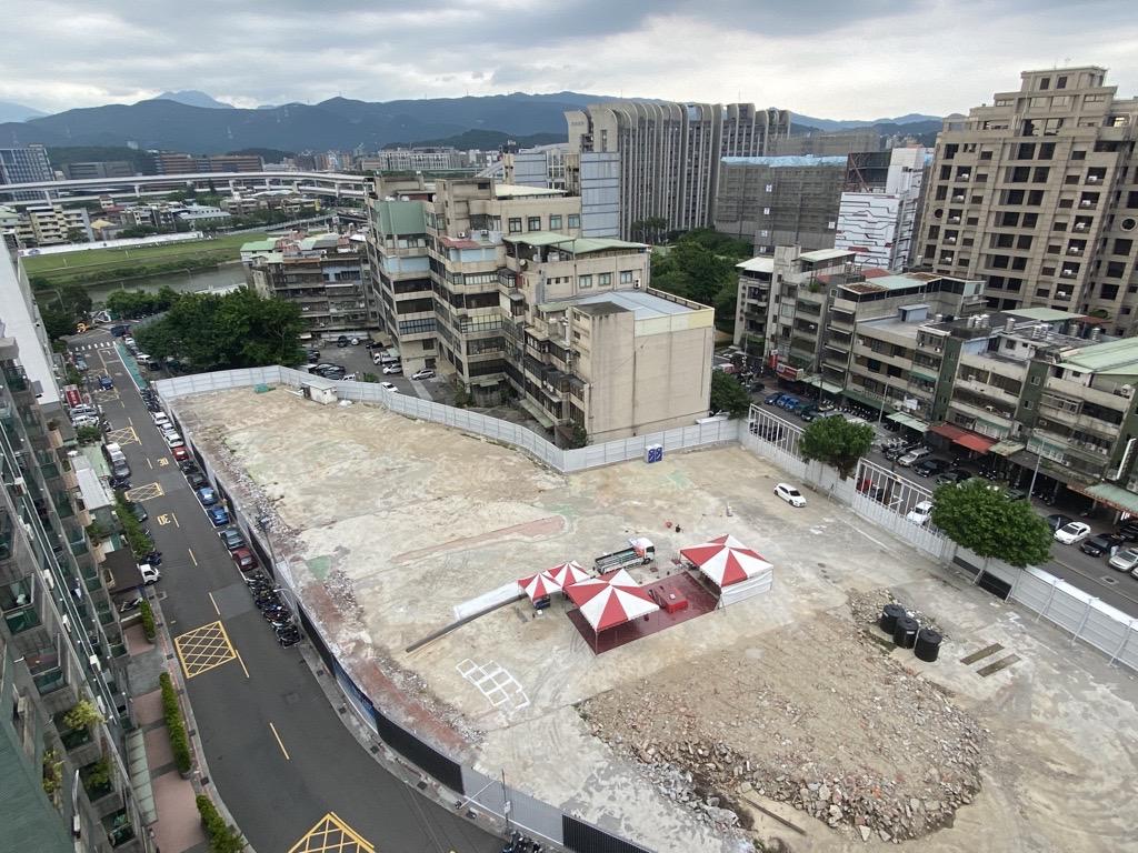 ▲遠雄建設和紡織大廠宜進合作興建的「遠雄宜進I-CITY」7日舉行動土典禮。(圖/高力國際提供)