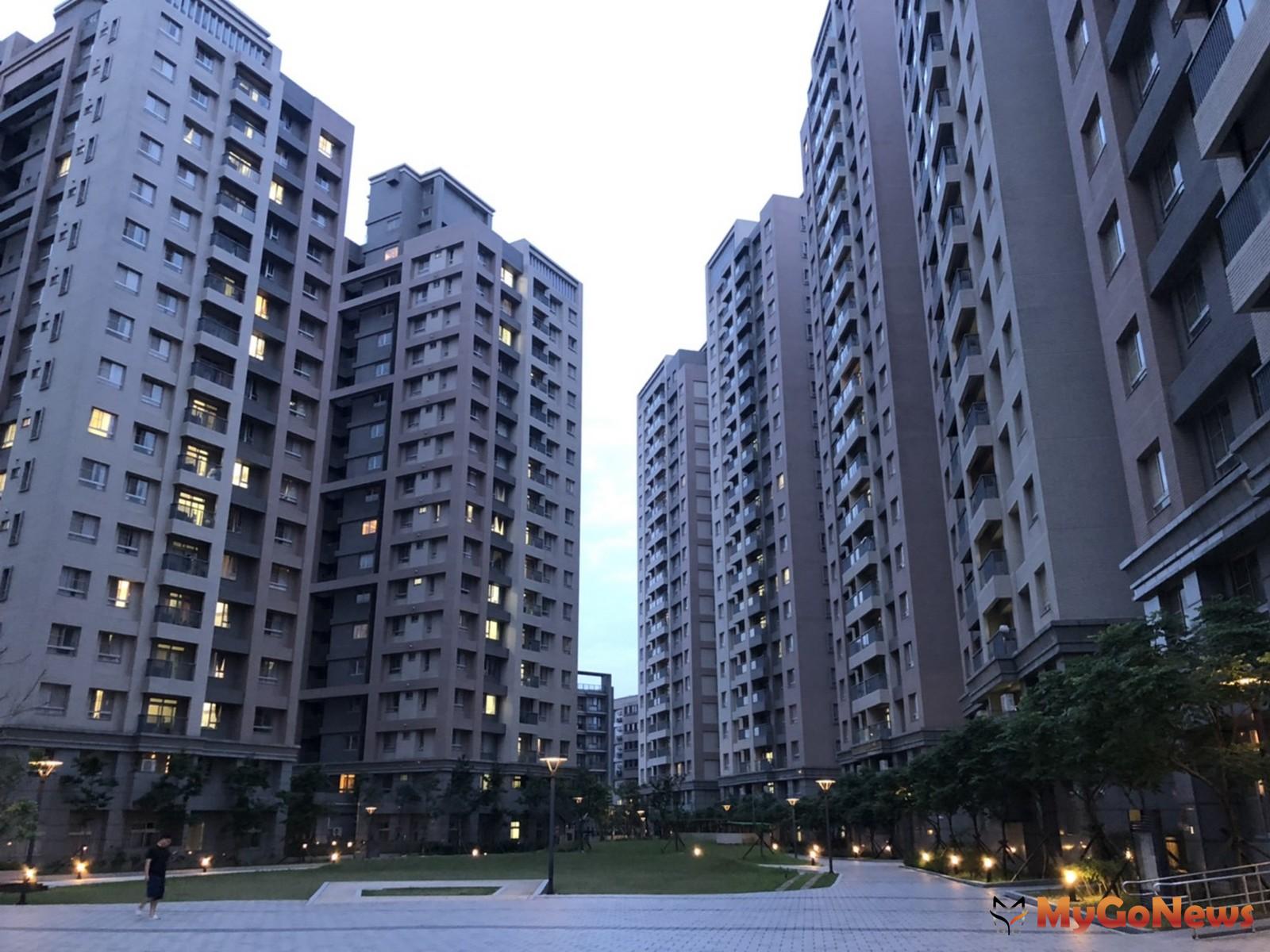 ▲廣闊的中庭，適合孩童們放風奔跑的好地方(圖：國家住都中心)