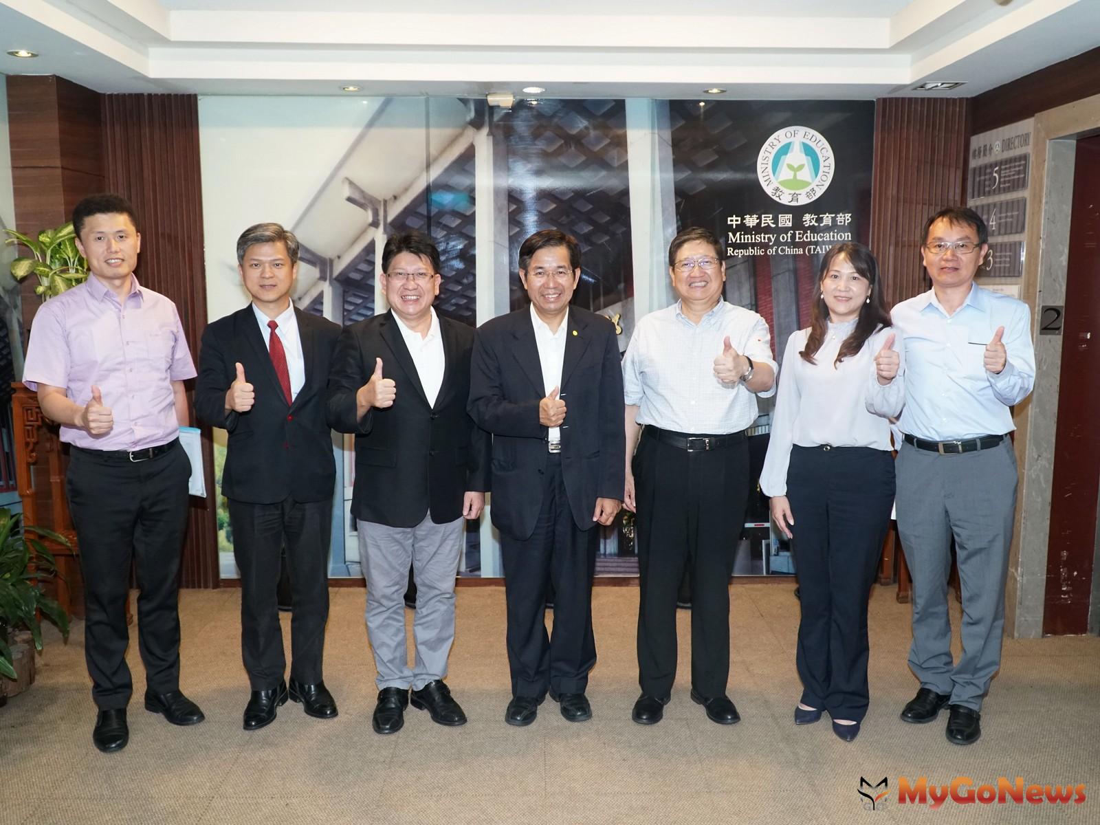 ▲楊文科縣長向教育部爭取竹北設校經費，潘文忠：專案提報行政院前瞻(圖：新竹縣政府)