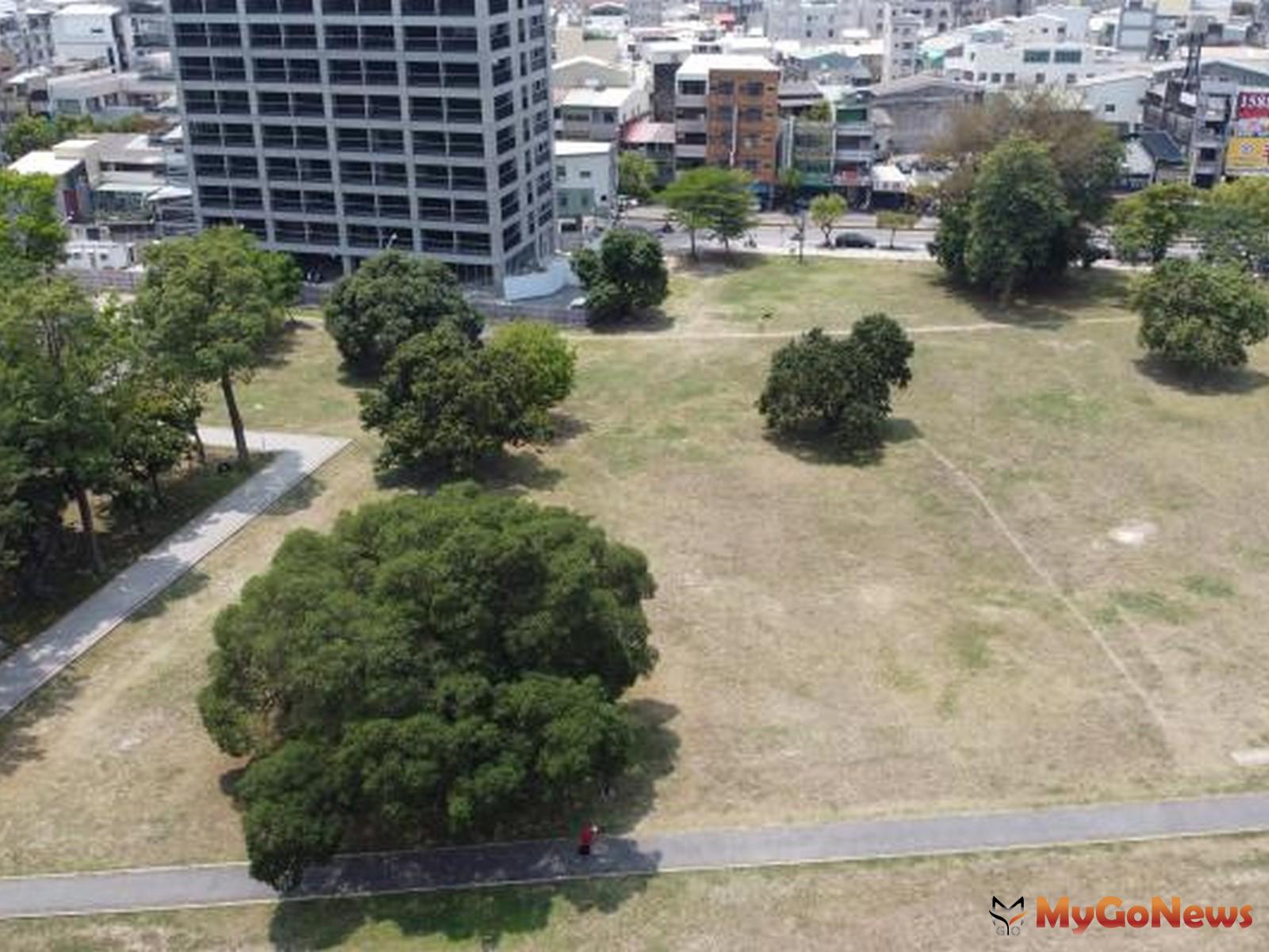 ▲推動青銀共創 北區催生『阿嬤妳看』市集(圖：台南市政府)