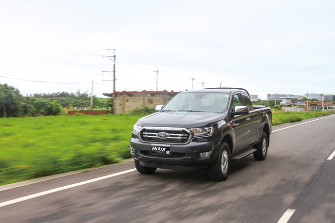 【路試報導】New Ford Ranger職人型 - Yahoo汽車機車