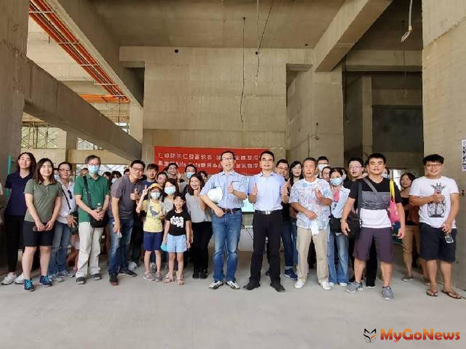 ▲建築安全履歷協會攜手仁發建築舉行「Alfa Safe耐震系統工法品質觀摩會」(圖：業者提供)