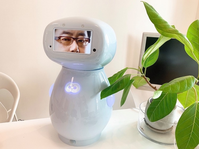 接客応対ロボットcinnamon