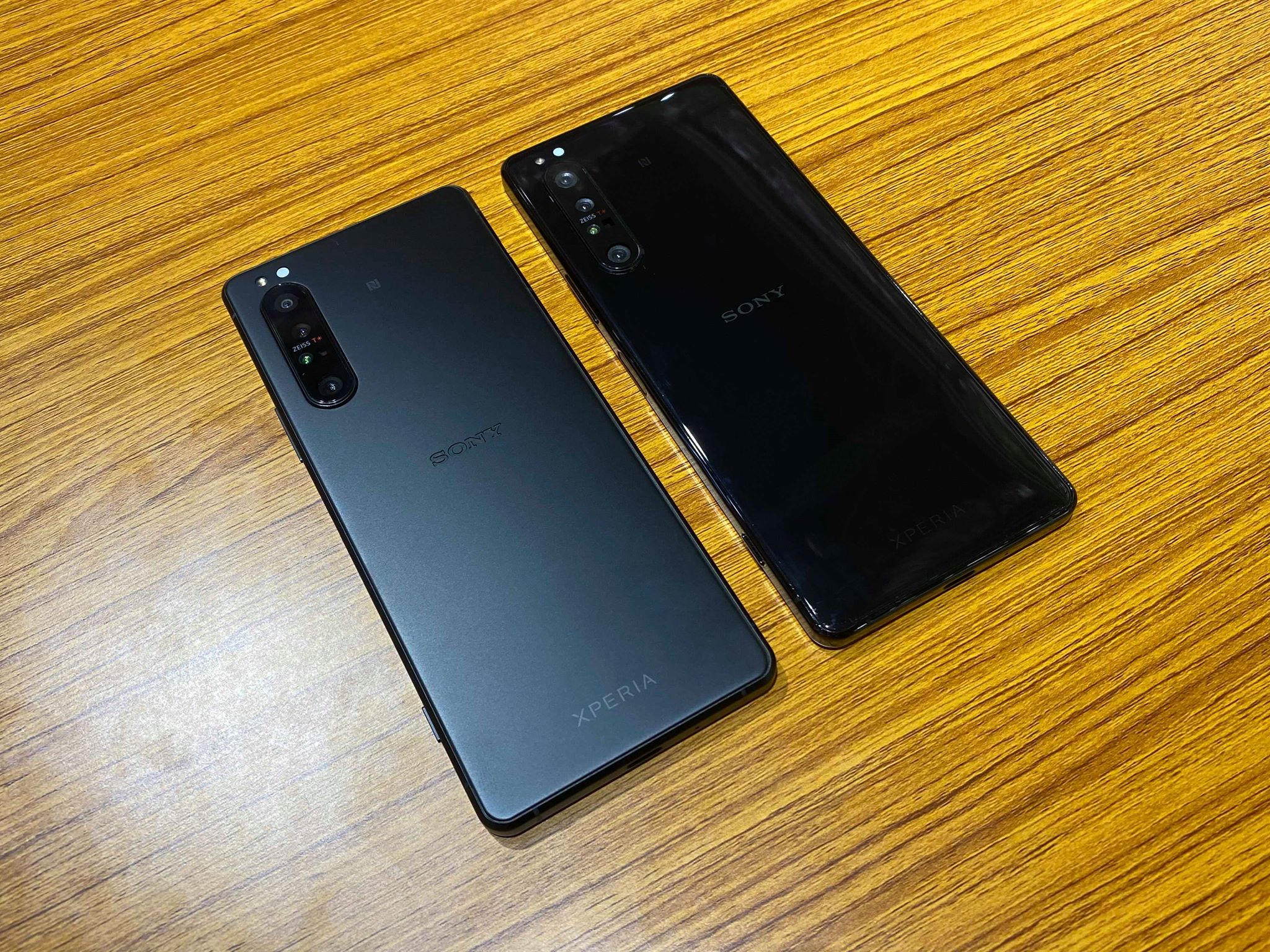 Xperia 1 II (RAM 12GBモデル) フロストブラック 256GBこちらはAnd