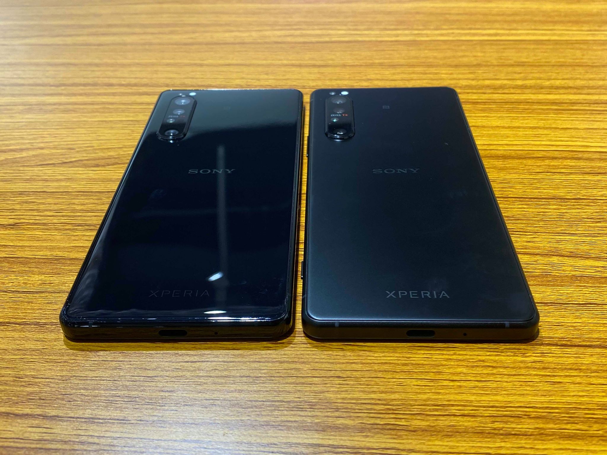 Xperia 1 Ii Xq At42 フロストブラック Telepia Jp