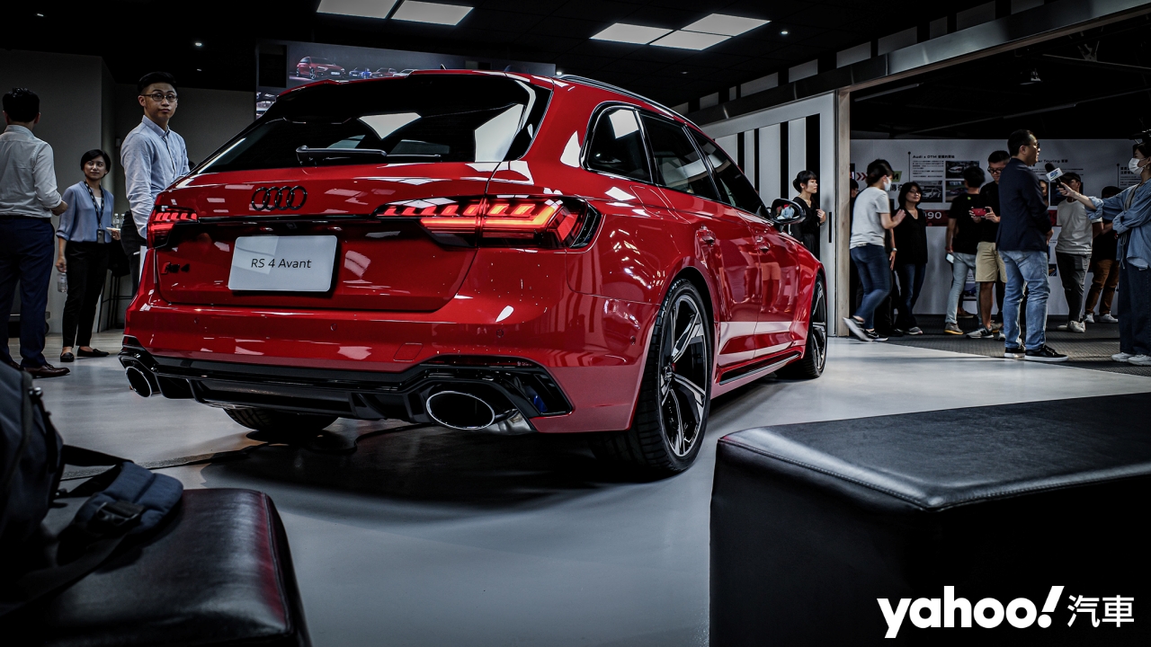 端輛前菜就這麼香！2021 Audi RS 4 Avant & A4中期改款搶先亮相！ - Yahoo汽車機車